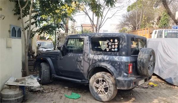 checking  police  youth  thar