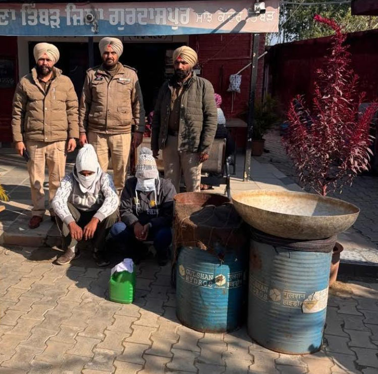 ਤਿੱਬੜ ਪੁਲਸ ਨੇ 510 ਕਿੱਲੋ ਲਾਹਣ ਤੇ ਨਾਜਾਇਜ਼ ਸ਼ਰਾਬ ਸਮੇਤ ਦੋ ਦੋਸ਼ੀਆਂ ਨੂੰ ਕੀਤਾ ਕਾਬੂ