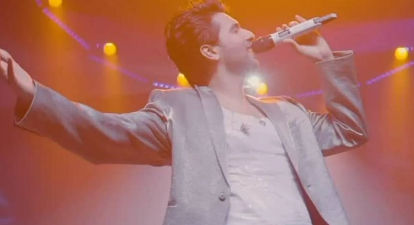 ਮਸ਼ਹੂਰ ਬਾਲੀਵੁੱਡ ਗਾਇਕ ਦੀ ਵਿਗੜੀ ਤਬੀਅਤ ! ਹਸਪਤਾਲ ''ਚ ਹੋਏ ਭਰਤੀ; ਸਾਹਮਣੇ ਆਈ ਤਸਵੀਰ