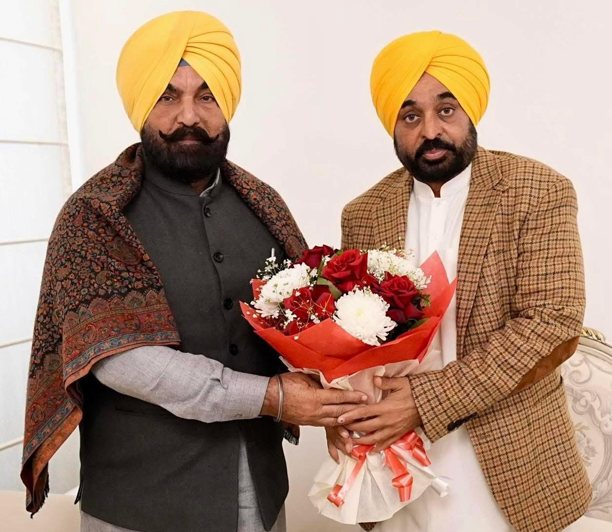 ਵਿਧਾਇਕ ਕੁਲਵੰਤ ਸਿੰਘ ਸਿੱਧੂ ਨੇ ਮੁੱਖ ਮੰਤਰੀ ਮਾਨ ਨਾਲ ਕੀਤੀ ਮੁਲਾਕਾਤ