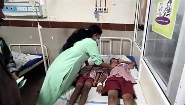 14 students fall ill after eating mid day meal at school