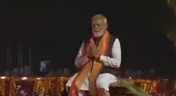 pm narendra modi attends somnath temple