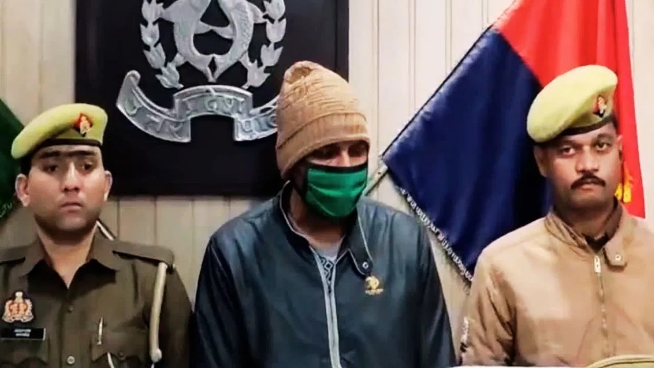 ਦੂਜੀ ਜਨਾਨੀ ਮਗਰ ਲੱਗਿਆ ਸੀ ਪਿਓ! ਅੱਕੇ ਮੁੰਡਿਆਂ ਨੇ 5 ਲੱਖ ਦੀ ਸੁਪਾਰੀ ਦੇ ਕੇ ਪਵਾ''ਤੀ ਗੇਮ...