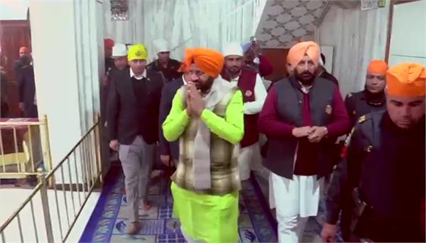 cm naib saini pays obeisance at charan kanwal sahib