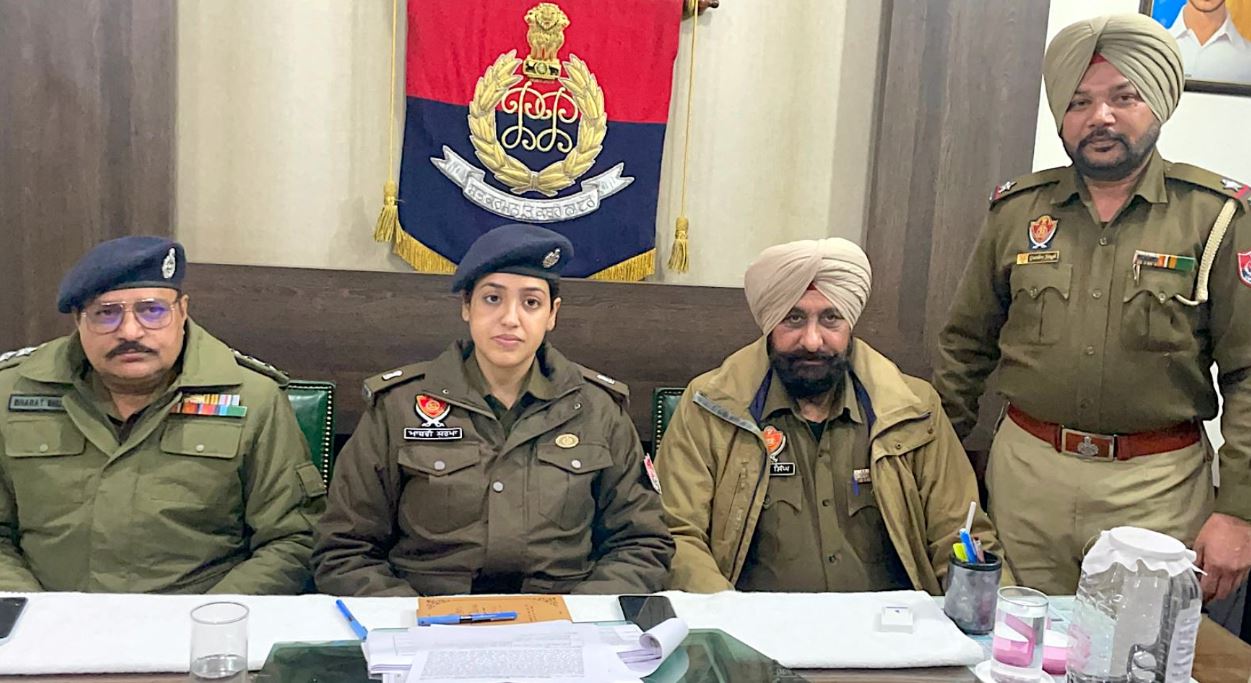 ਪੁਲਸ ਨੂੰ ਹੱਤਿਆਕਾਂਡ ''ਚ ਮਿਲੀ ਵੱਡੀ ਸਫਲਤਾ, ਨਜਾਇਜ਼ ਅਸਲੇ ਤੇ ਗੋਲੀ ਸਿੱਕੇ ਸਮੇਤ ਮੁਲਜ਼ਮ ਗ੍ਰਿਫਤਾਰ