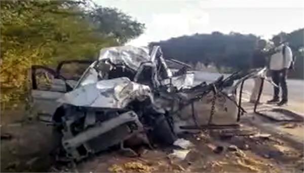 horrific road accident in gujarat