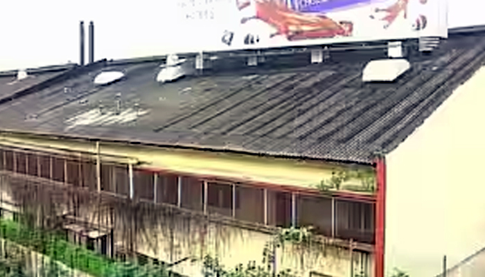 ਬਚਪਨ ਦੀਆਂ ਯਾਦਾਂ ਹੋਣਗੀਆਂ ਜ਼ਮੀਨਦੋਜ਼, 97 ਸਾਲ ਪੁਰਾਣੀ ਪਾਰਲੇ-ਜੀ ਫੈਕਟਰੀ ''ਤੇ ਚੱਲੇਗਾ ਬੁਲਡੋਜ਼ਰ