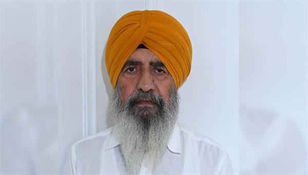 chief minister is telling a lie regarding 169 forms of sri guru granth sahib ji