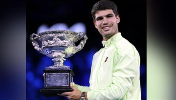 carlos alcaraz defeats djokovic to win australian open