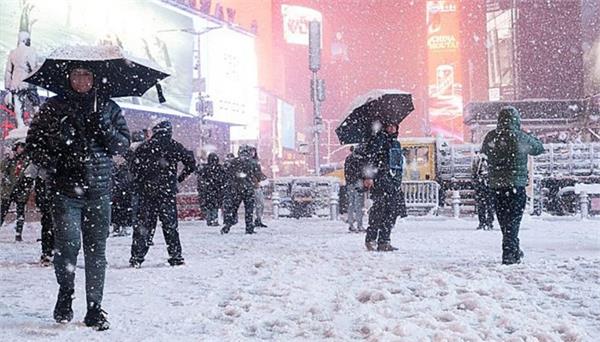 11 000 flights canceled due to blizzard in america