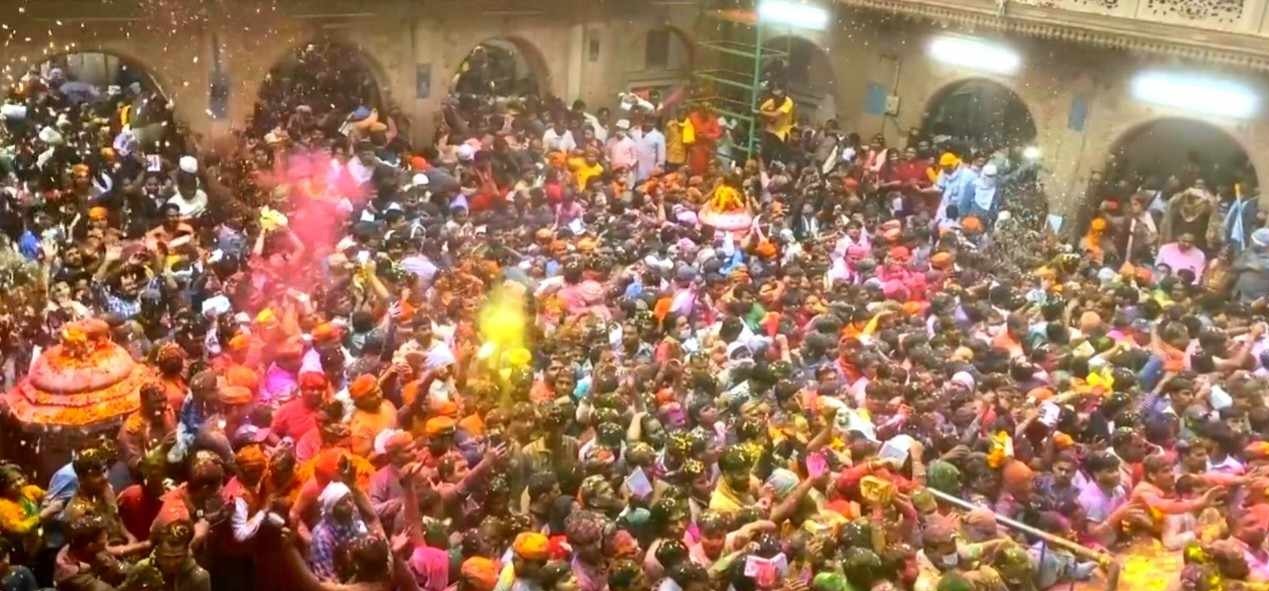 ਹੋਲੀ 'ਤੇ ਵਰਿੰਦਾਵਨ ਜਾਣ ਵਾਲਿਆਂ ਨੂੰ ਨਹੀਂ ਹੋਣਗੇ ਬਾਂਕੇ ਬਿਹਾਰੀ ਦੇ ਦਰਸ਼ਨ! ਬੰਦ ਰਹਿਣਗੇ ਕਿਵਾੜ, ਜਾਣੋ ਵਜ੍ਹਾ