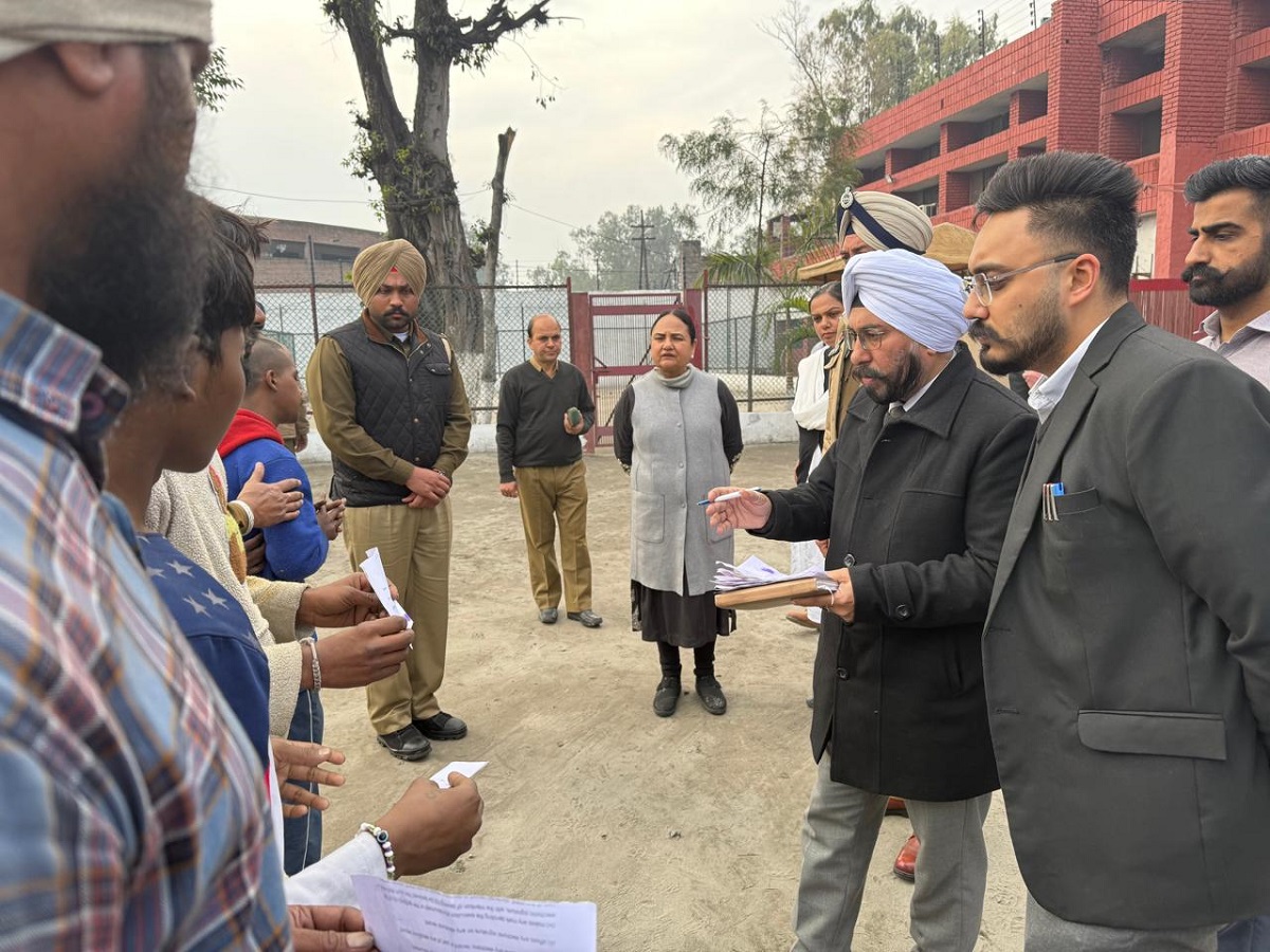 ਜ਼ਿਲ੍ਹਾ ਸੈਸ਼ਨ ਜੱਜ ਵੱਲੋਂ ਲੁਧਿਆਣਾ ਦੀਆਂ ਜੇਲ੍ਹਾਂ ਦਾ ਨਿਰੀਖਣ, ਕੈਦੀਆਂ ਦੀਆਂ ਸਮੱਸਿਆਵਾਂ ਹੱਲ ਕਰਨ ਦੇ ਦਿੱਤੇ ਨਿਰਦੇਸ਼