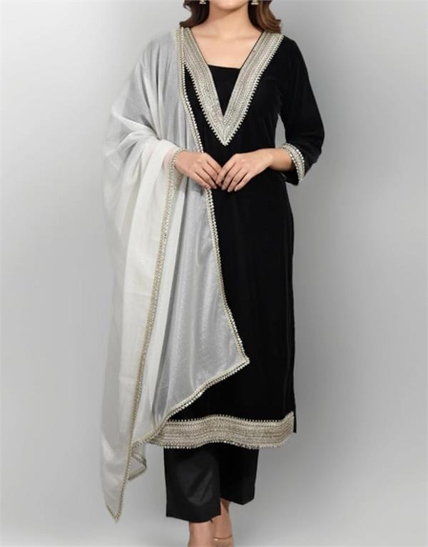 lace work suits  fashion  young women