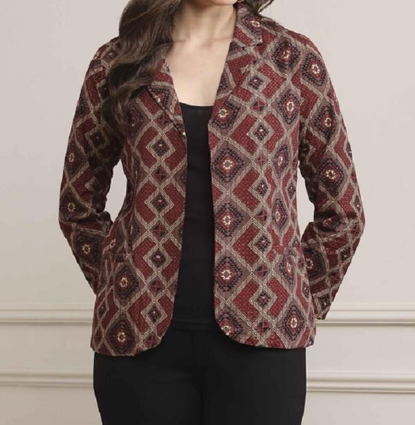 young girls  cute look  printed jacket