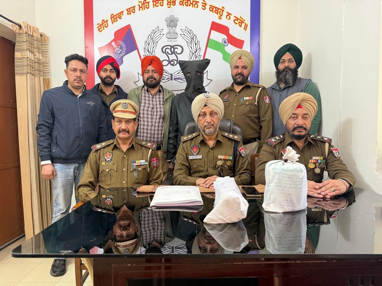 ਬਰੇਲੀ ਤੋਂ ਅਫ਼ੀਮ ਦੀ ਸਪਲਾਈ ਕਰਨ ਆਇਆ ਨਸ਼ਾ ਸਮੱਗਲਰ ਚੜ੍ਹਿਆ ਜੀ. ਆਰ. ਪੀ. ਦੇ ਹੱਥੇ