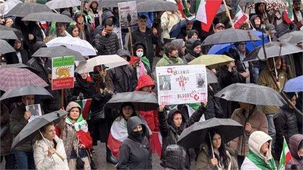 thousands hold massive rally in vancouver in support of iranian protesters
