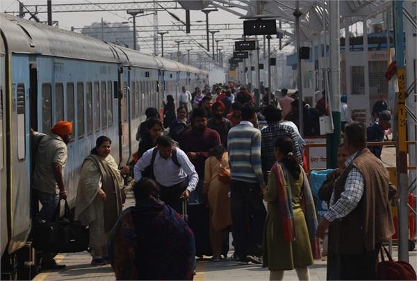 train delays continue ahead of holi