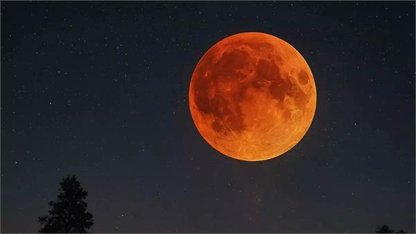 the amazing sight of blood moon will be visible in india