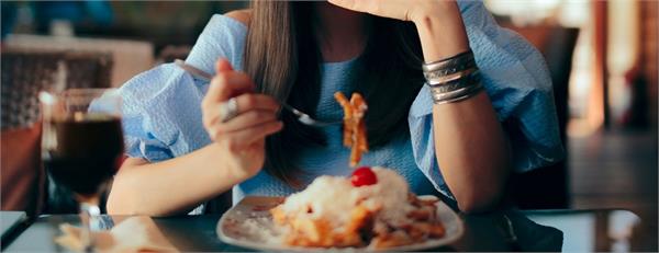 late night eaters should be careful 