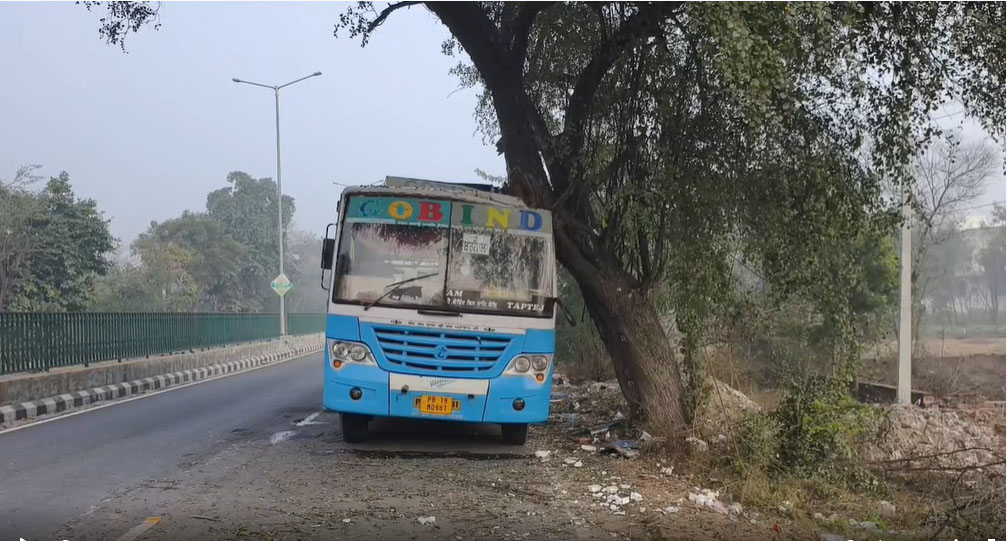 ਪੰਜਾਬ ''ਚ ਵਾਪਰਿਆ ਬੱਸ ਹਾਦਸਾ, ਗਰਭਵਤੀ ਔਰਤ ਸਮੇਤ 7 ਸਵਾਰੀਆਂ ਜ਼ਖ਼ਮੀ, ਪੈ ਗਿਆ ਚੀਕ-ਚਿਹਾੜਾ