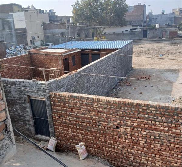 serious allegations of encroachment on central government land