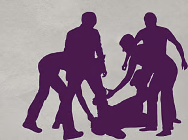 ''ਬੱਚਾ ਚੋਰ'' ਸਮਝ ਕੇ ਬੰਦੇ ਨੂੰ ਟੁੱਟ ਕੇ ਪੈ ਗਏ ਲੋਕ ! ਕੁੱਟ-ਕੁੱਟ ਕਰ''ਤਾ ਲਹੂ-ਲੁਹਾਨ, ਹਸਪਤਾਲ ''ਚ ਤੋੜਿਆ ਦਮ