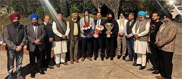 canadian mps met mla pargat singh
