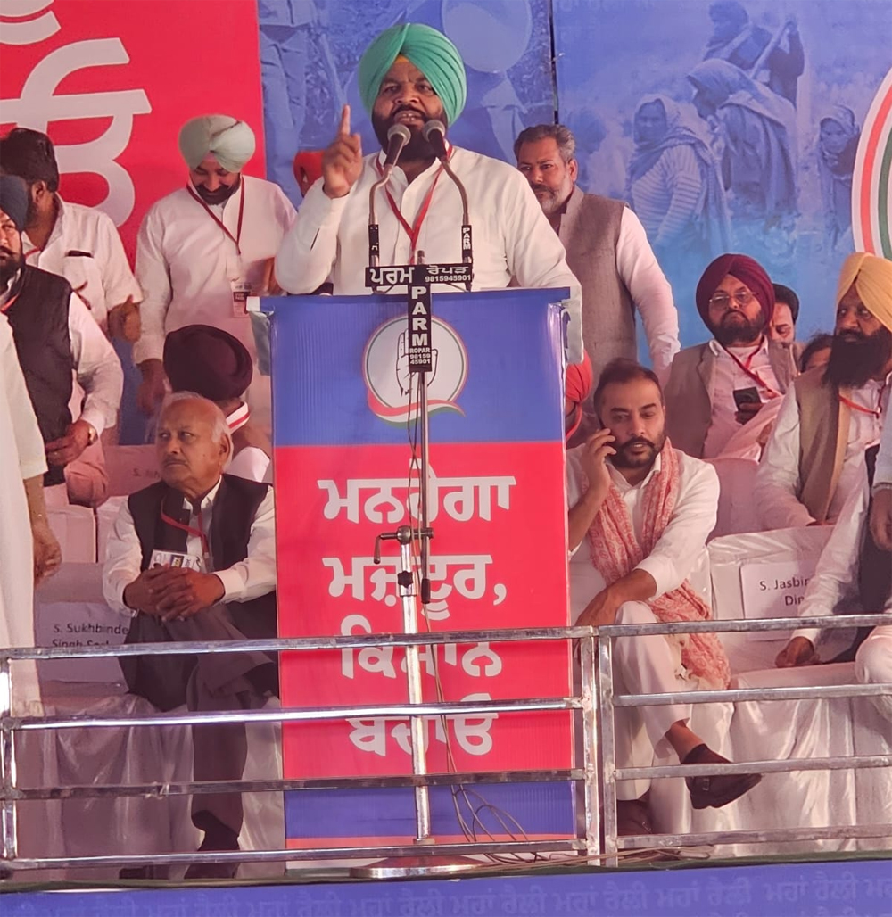 ਕਾਂਗਰਸ ਕੋਲ ਮੁੱਖ ਮੰਤਰੀ ਦੇ ਚਿਹਰਿਆਂ ਦੀ ਕਮੀ ਨਹੀਂ, ਵਿਰੋਧੀਆਂ ਕੋਲ ਕੈਂਡੀਡੇਟ ਤੱਕ ਨਹੀਂ : ਔਜਲਾ