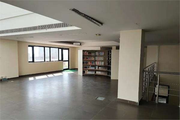 poems engraved on the wall in library