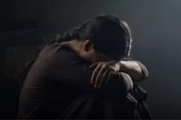 live in partner girl boy beating hospital