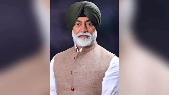 ਖਹਿਰਾ ਨੇ ਘੇਰੀ ''ਆਪ'', ਕਿਹਾ-ਕੱਚੇ ਮੁਲਾਜ਼ਮਾਂ ''ਤੇ ''ਸਟੇਟ ਡਿਵੈਲਪਮੈਂਟ ਟੈਕਸ'' ਲਗਾ ਕੇ ਸਰਕਾਰੀ ਖ਼ਜ਼ਾਨਾ ਭਰ ਰਹੀ ਸਰਕਾਰ