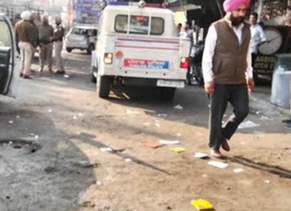 checking on service lines of railway road