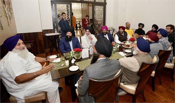 sukhbir badal met canadian mps