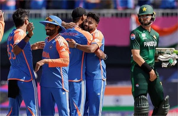 t20 world cup  ashok pandit opposes playing with pakistan