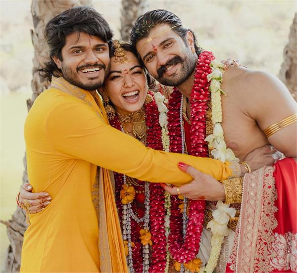 vijay deverakonda  s brother anand addresses rashmika as   vadina