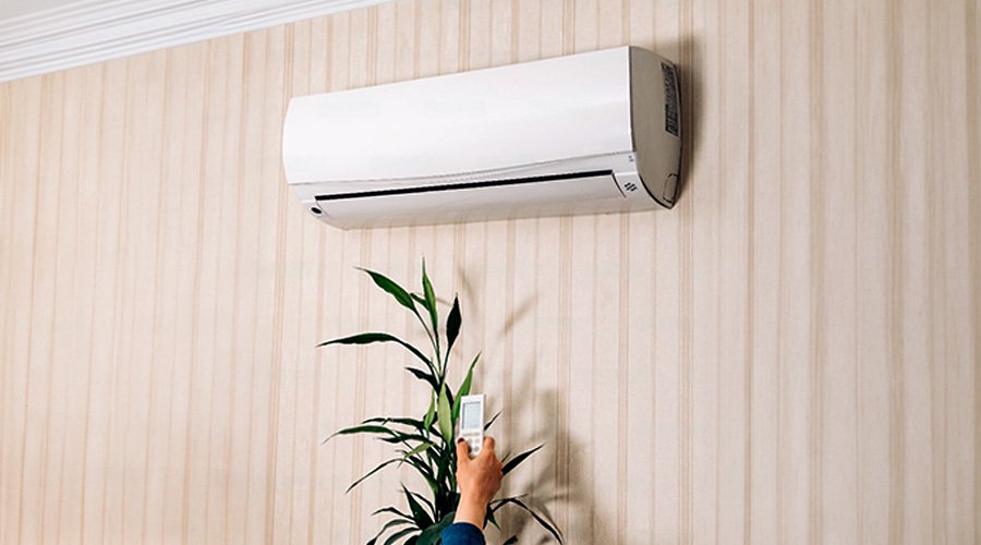 AC ਚਲਾਉਣ ਤੋਂ ਪਹਿਲਾਂ ਜ਼ਰੂਰ ਕਰ ਲਓ ਇਹ ਕੰਮ, ਨਹੀਂ ਤਾਂ ਹੋਵੇਗਾ ਵੱਡਾ ਨੁਕਸਾਨ