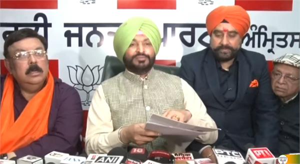 ravneet bittu meets intellectuals on local problems of amritsar and union budget