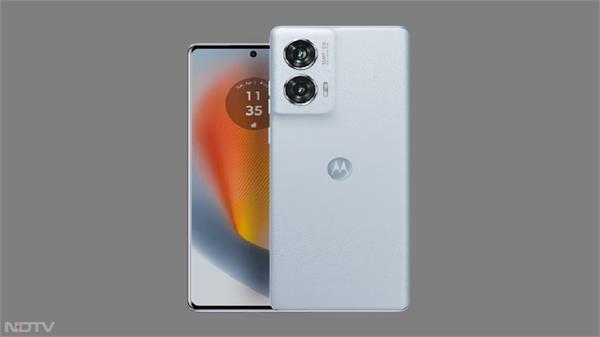 your smartphone will not be damaged even in water 