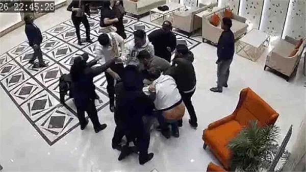 big revelations in the hotel mariton partners clashed  case