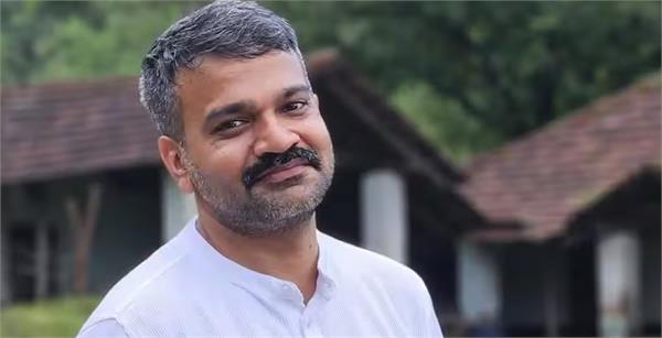 forest department issues notice to film director anuraj manohar