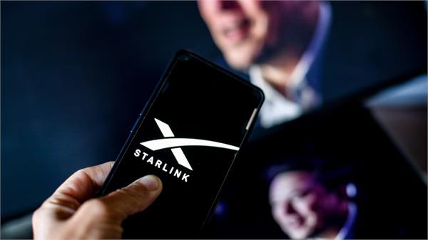 will elon musk launch   starlink   smartphone 