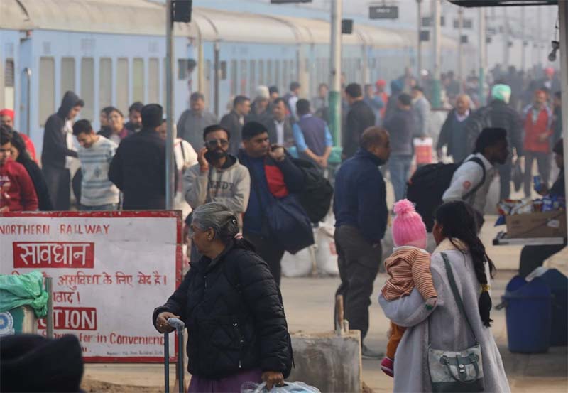 ਟ੍ਰੇਨਾਂ ਦੀ ਦੇਰੀ ਦਾ ਸਿਲਸਿਲਾ ਬਾਦਸਤੂਰ ਜਾਰੀ, ਸਵਰਾਜ ਤੇ ਅੰਮ੍ਰਿਤਸਰ ਐਕਸਪ੍ਰੈੱਸ 3-3 ਘੰਟੇ ਲੇਟ