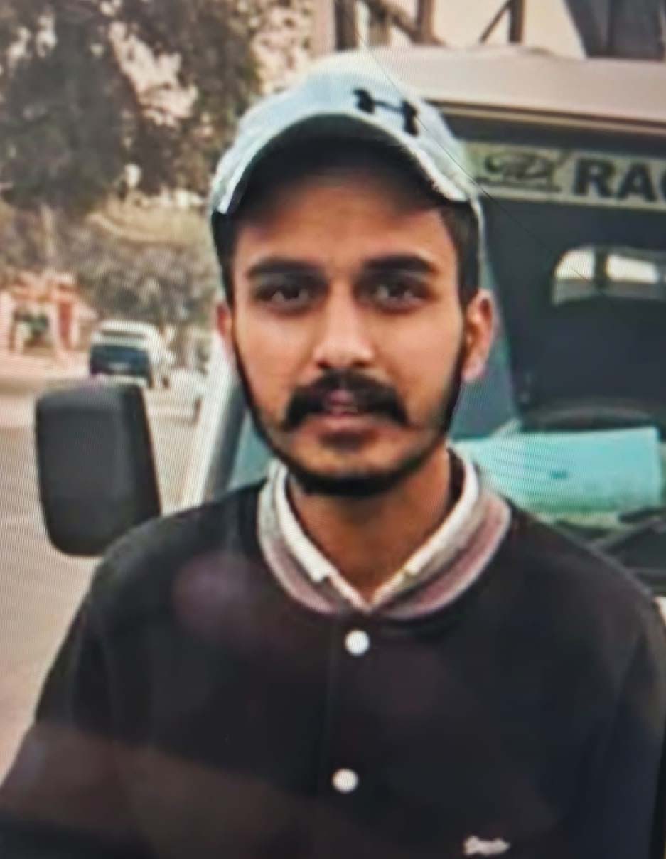 ਕਹਿਰ ਓ ਰੱਬਾ! ਜਲੰਧਰ 'ਚ ਤੇਜ਼ ਰਫ਼ਤਾਰ ਕਾਰ ਦੋ ਦੋਸਤਾਂ ਨੂੰ ਦਰੜਿਆ, ਇਕ ਦੀ ਦਰਦਨਾਕ ਮੌਤ