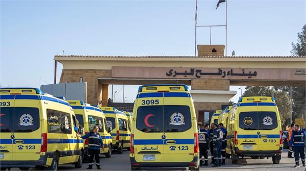 gaza  s border crossing to egypt reopens