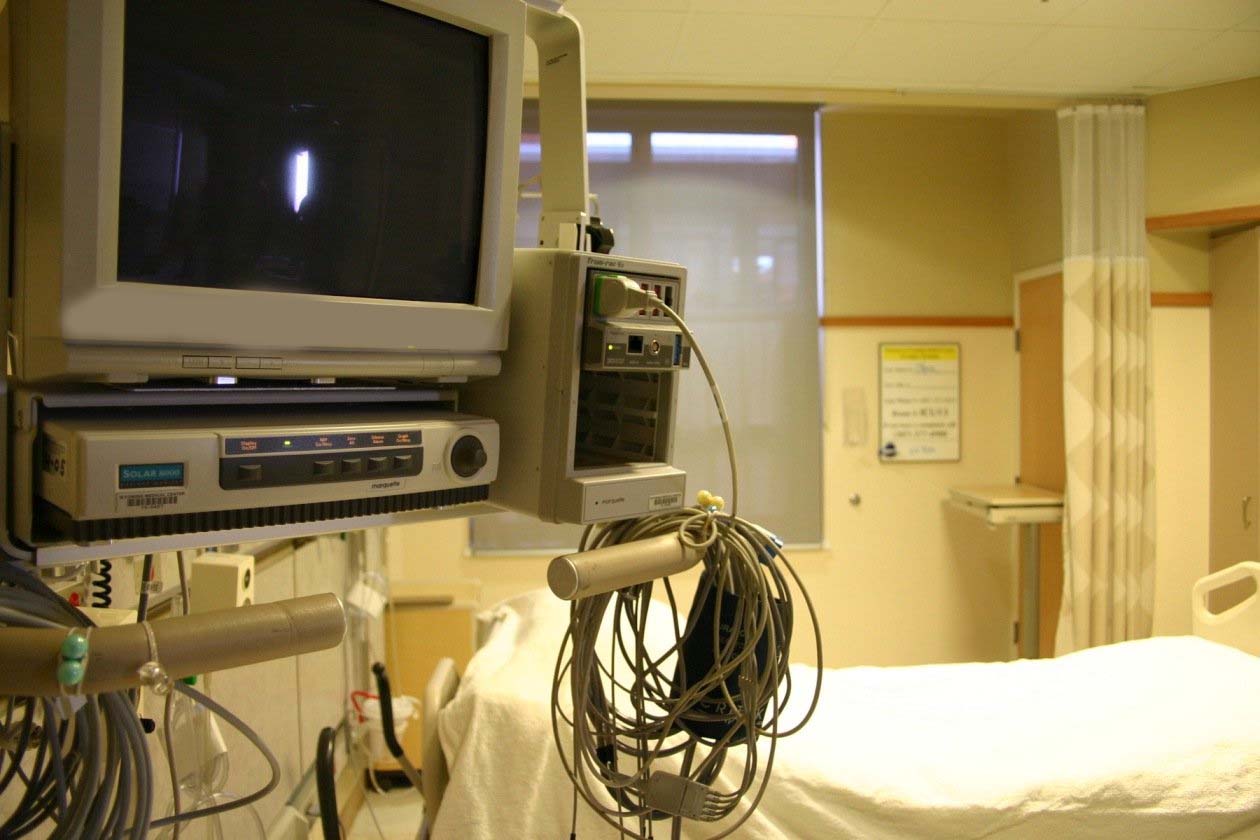 ਪਾਕਿਸਤਾਨੀ ਪੰਜਾਬ ''ਚ ਸਿਹਤ ਸਹੂਲਤਾਂ ਦਾ ਨਿਕਲਿਆ ਜਨਾਜ਼ਾ ! 431 ਵੈਂਟੀਲੇਟਰ ਪਏ ਖਰਾਬ