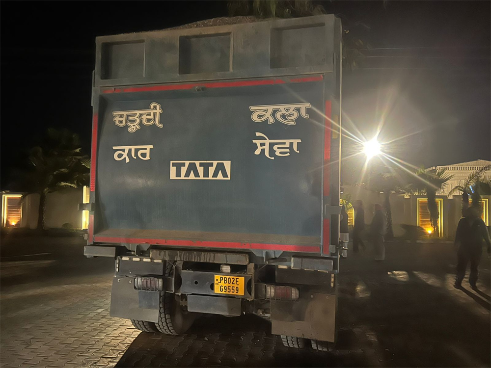 ਗੜ੍ਹਸ਼ੰਕਰ ਵਰਗਾ ਹਾਦਸਾ, ਹਸਪਤਾਲ ਤੋਂ ਘਰ ਜਾ ਰਹੀ ਨਰਸ ਦੀ ਲੱਤ ਉਪਰੋਂ ਲੰਘ ਗਿਆ ਟਿੱਪਰ