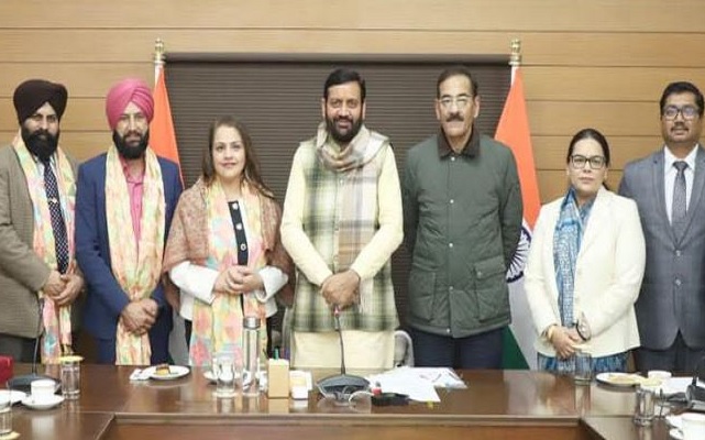 ਕੈਨੇਡੀਅਨ ਵਫ਼ਦ ਨੇ CM ਨਾਇਬ ਸਿੰਘ ਸੈਣੀ ਨਾਲ ਮੁਲਾਕਾਤ ਕੀਤੀ