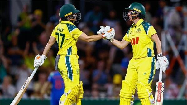 australia beat india by 6 wickets