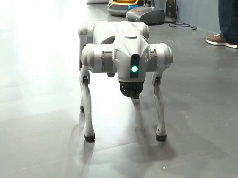 ਚੀਨੀ ਰੋਬੋਟਿਕ ਕੁੱਤੇ ਨੂੰ ਲੈ ਕੇ ਗਰਮਾਇਆ ਵਿਵਾਦ, ਗਲਗੋਟੀਆ ਨੂੰ AI ਸੰਮੇਲਨ ਤੋਂ ਜਾਣ ਦਾ ਆਦੇਸ਼