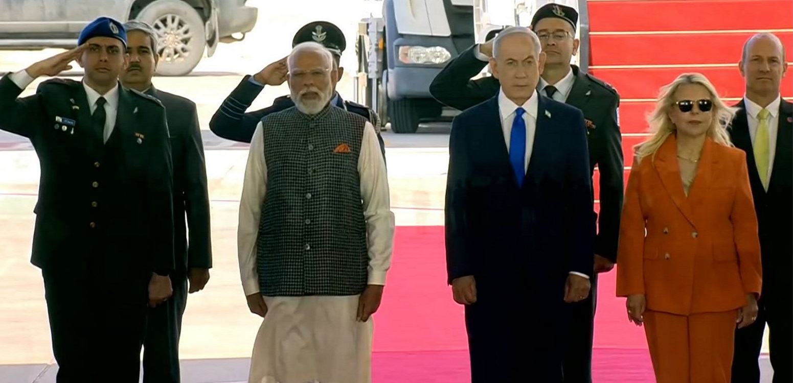 2 ਦਿਨਾਂ ਦੌਰੇ ''ਤੇ ਇਜ਼ਰਾਈਲ ਪੁੱਜੇ PM ਮੋਦੀ ! ਨੇਤਨਯਾਹੂ ਨੇ ਕੀਤਾ ਸ਼ਾਨਦਾਰ ਸੁਆਗਤ